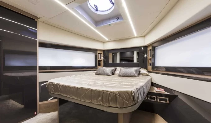 Yacht gallery image